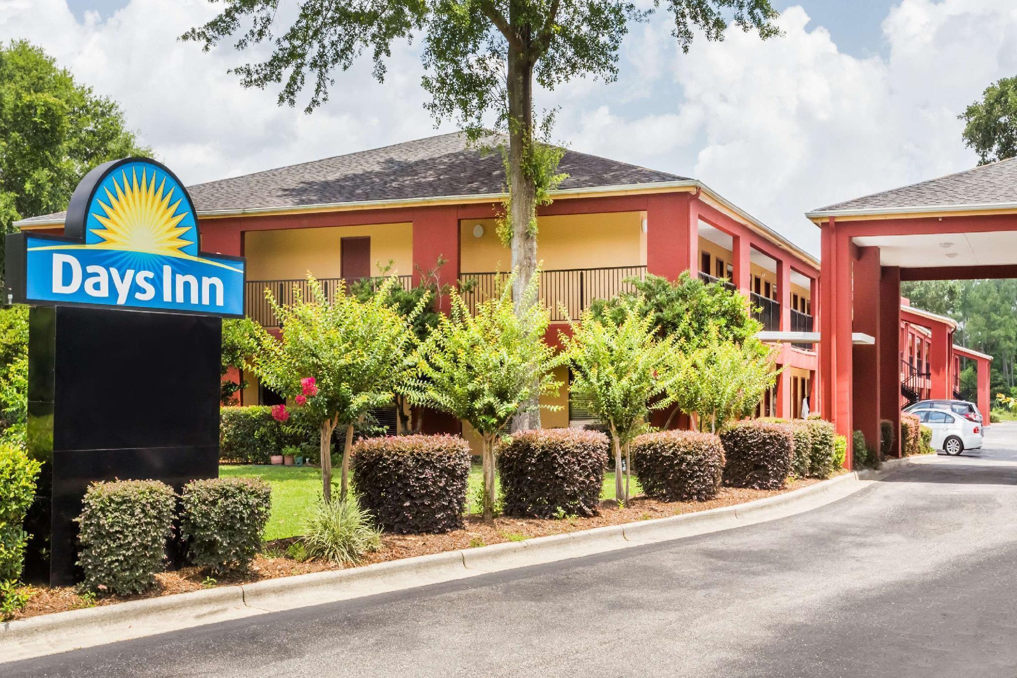 Days Inn By Wyndham Pensacola I-10 Ferry Pass Εξωτερικό φωτογραφία